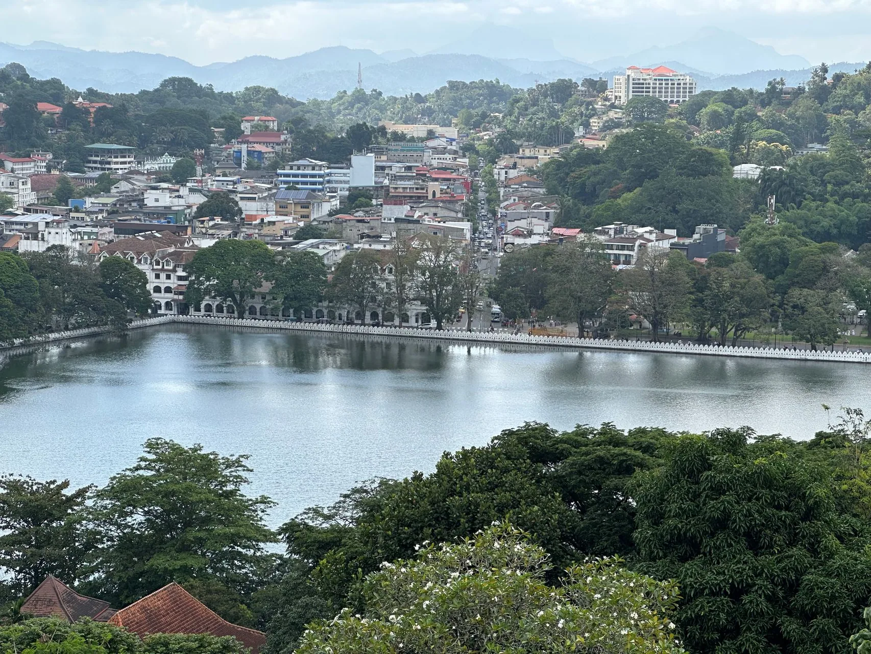 Kandy Lake
