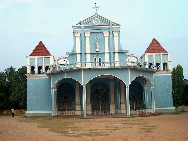 St. Mary's Cathedral, Batticaloa by Johnmaryp at English Wikipedia