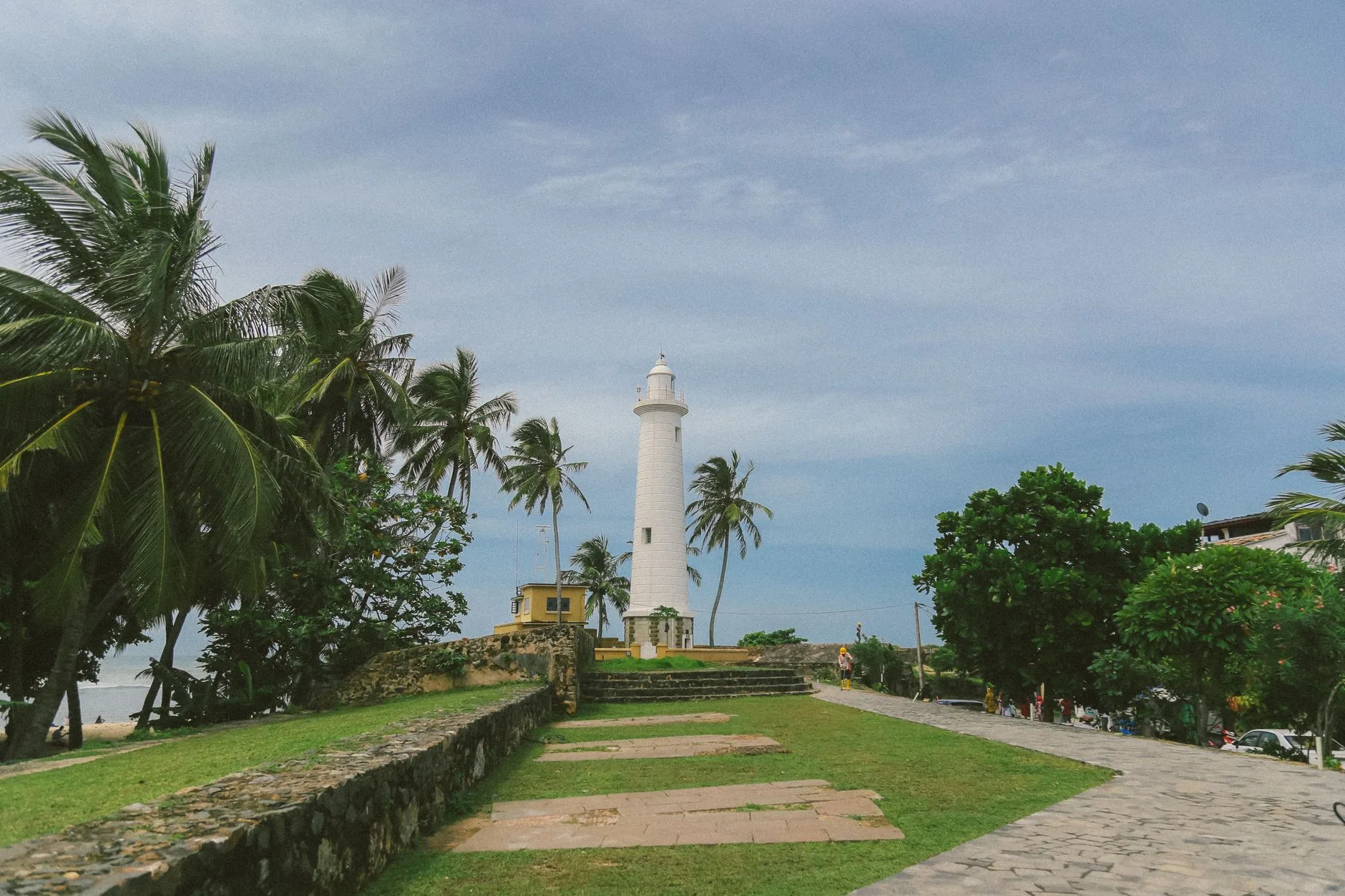 Galle Lighthouse by Charith Kodagoda