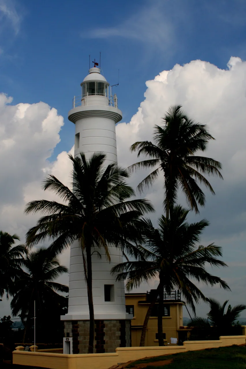 Galle Lighthouse by gruffler