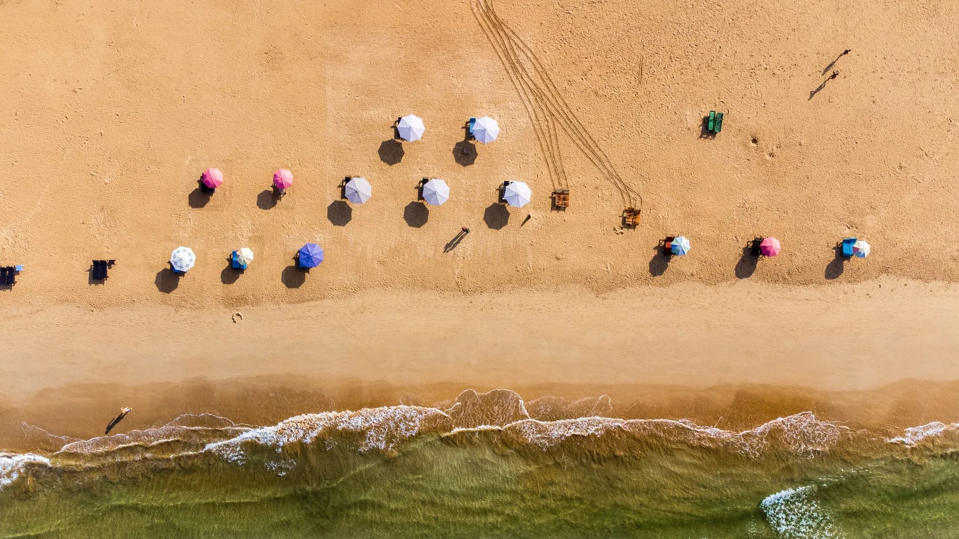 Bentota Beach by Charith Kodagoda