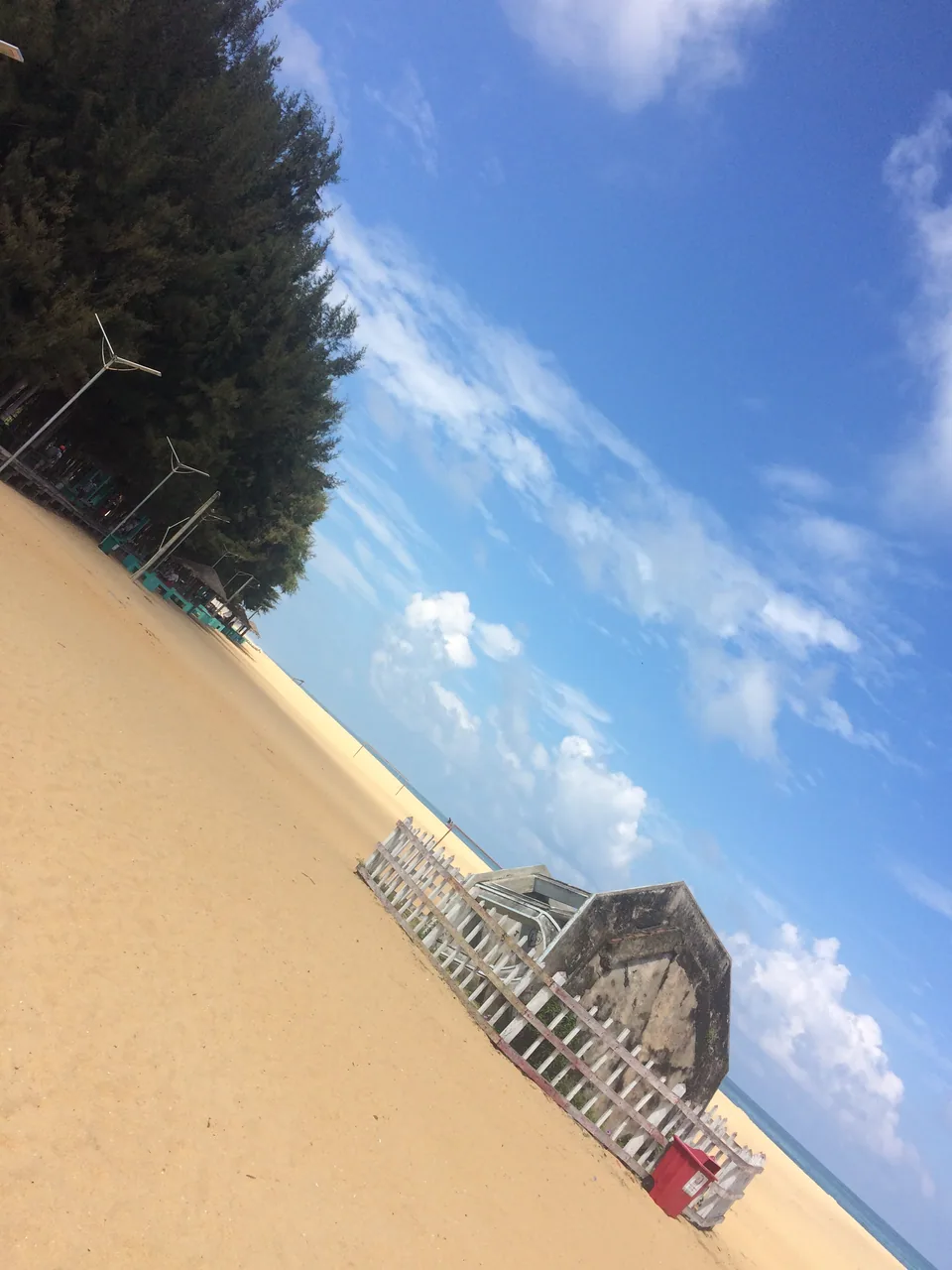 Kallady Beach by Walidh97sm