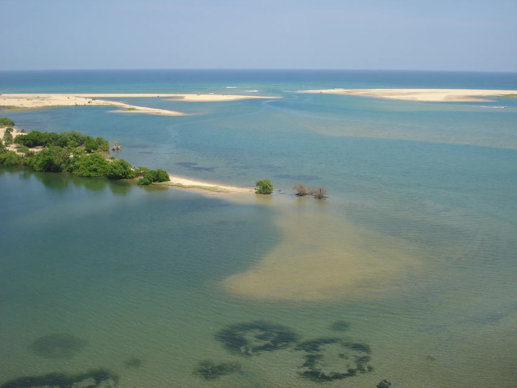 Batticaloa Lagoon by Astronomyinertia