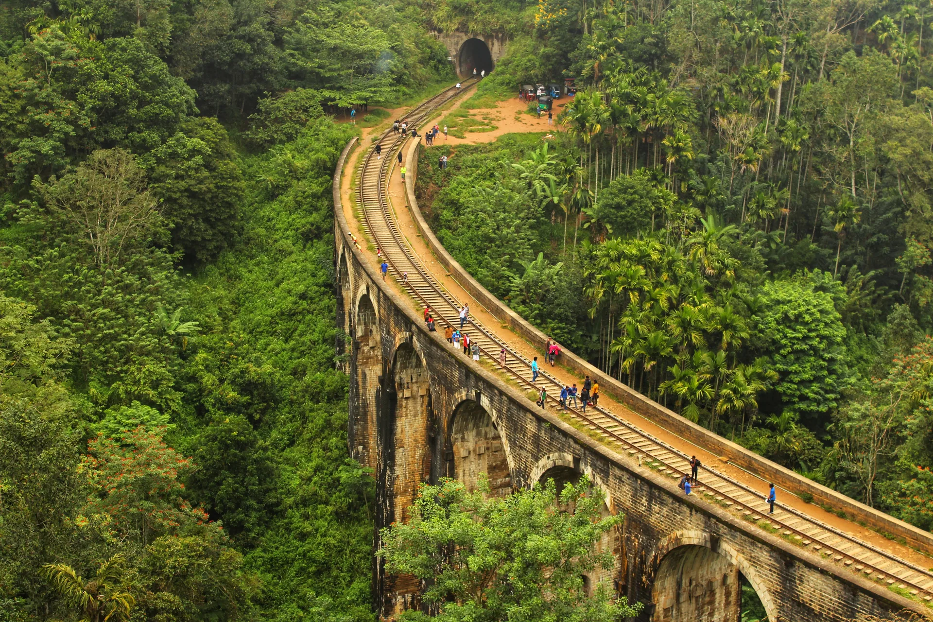 Nine Arches Bridge by Knthabrew