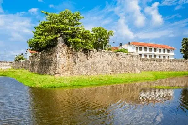 Batticaloa Fort by LKTraveler admin upload